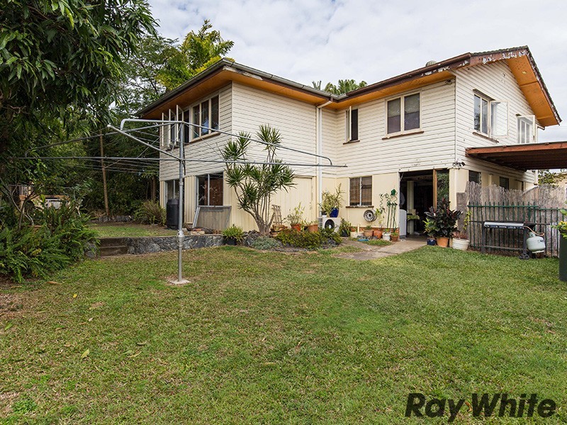 5 Lindale Street, Chermside West QLD 4032