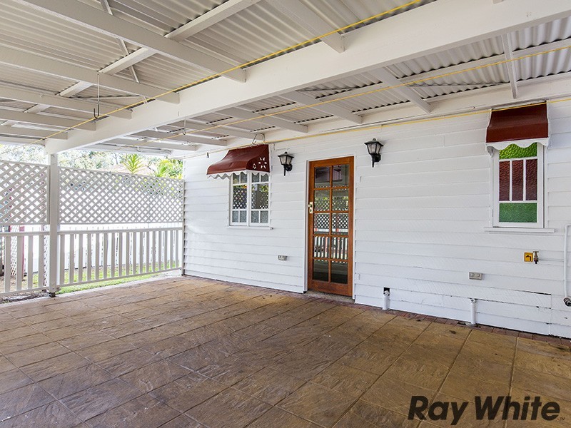 16 Bamford Street, Sandgate QLD 4017