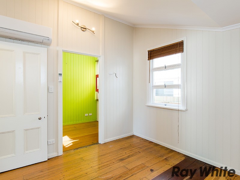 16 Bamford Street, Sandgate QLD 4017
