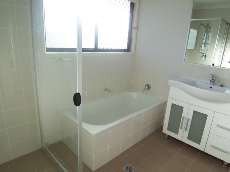 2/203 Gympie Street, Northgate QLD 4013