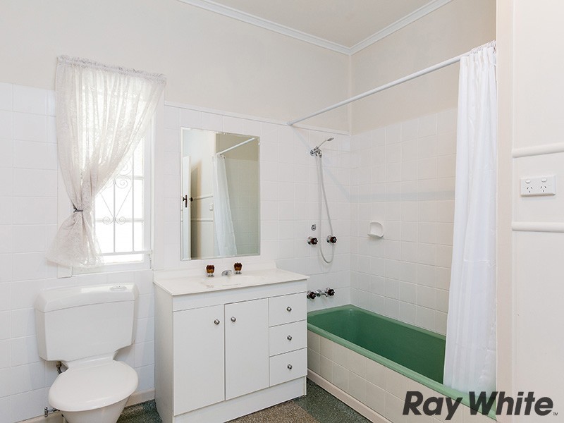 29 Belloy Street, Wavell Heights QLD 4012