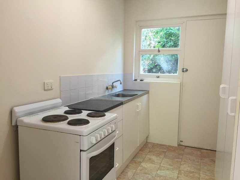 1/33 Highview Terrace, St Lucia QLD 4067