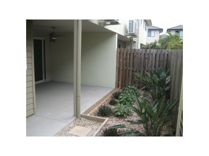 2/10 Church Road, Zillmere QLD 4034