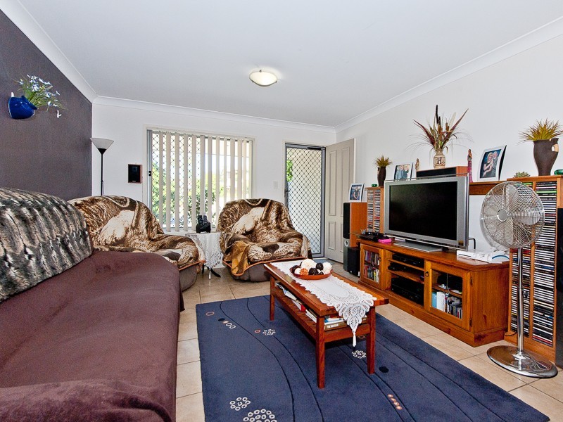 1/6 Myrtle Crescent, Bridgeman Downs QLD 4035