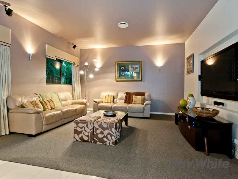 5 Estonia Avenue, Bridgeman Downs QLD 4035