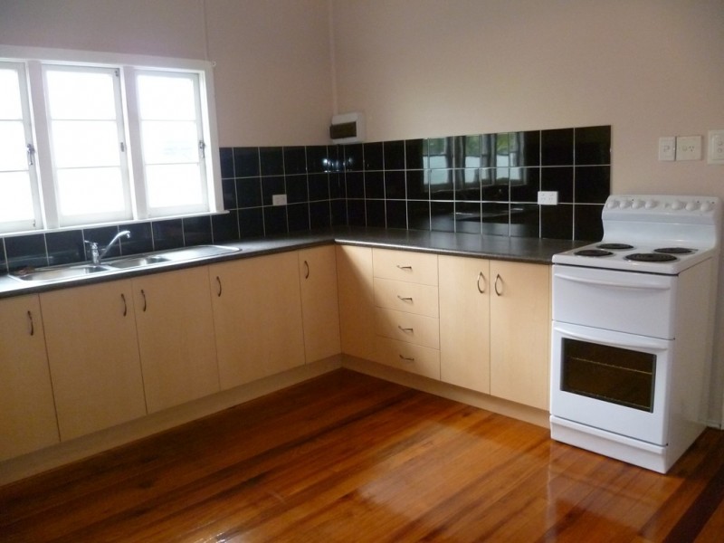 251 Earnshaw Road, Northgate QLD 4013