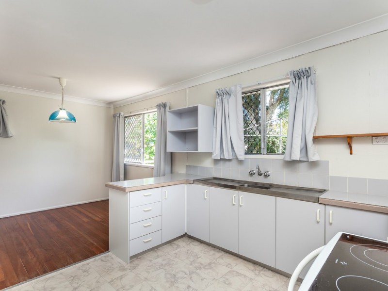 25 Sammells Drive, Chermside QLD 4032