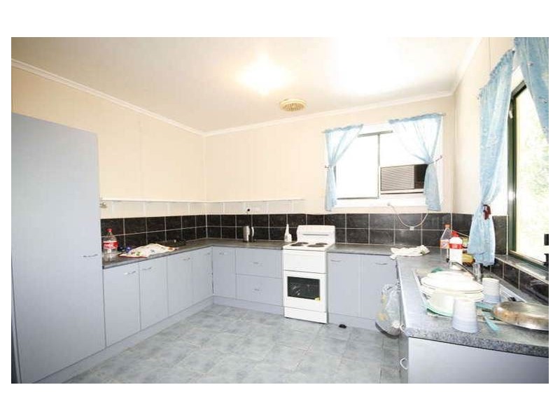 76 Hodgkinson Street, Chermside QLD 4032