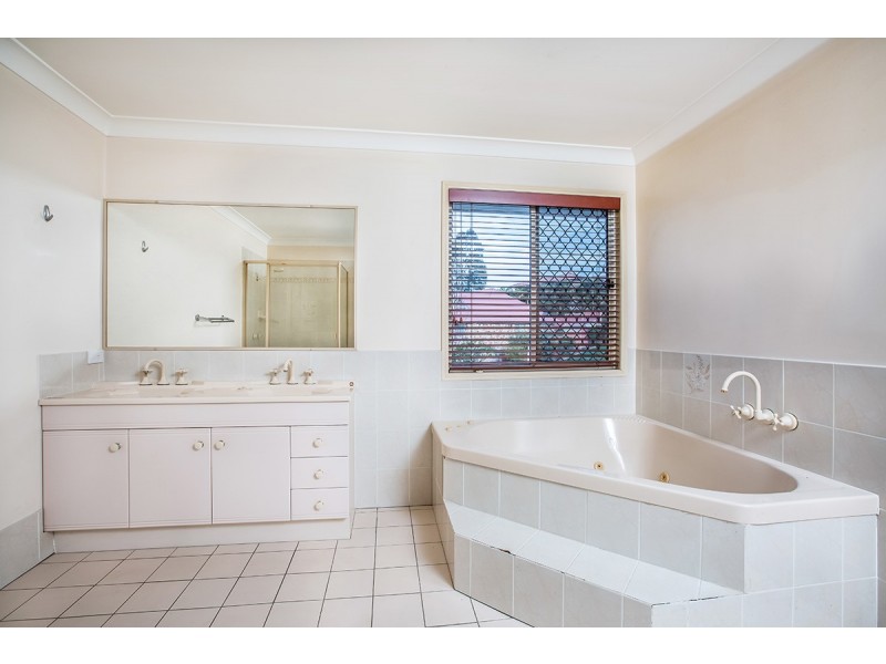 9 Slaney Place, Aspley QLD 4034