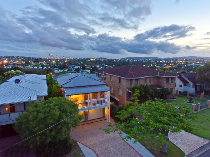 16 Westwood Street, Wavell Heights QLD 4012