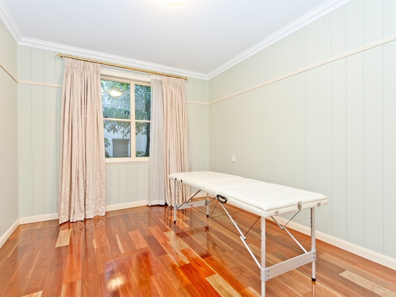16 Westwood Street, Wavell Heights QLD 4012