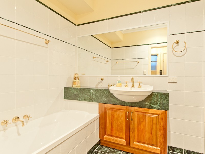 16 Westwood Street, Wavell Heights QLD 4012
