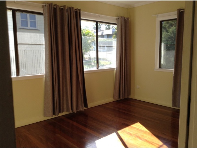 12 Alleena Street, Chermside QLD 4032