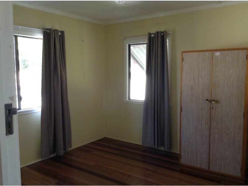 12 Alleena Street, Chermside QLD 4032