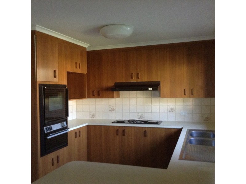 78 Hedge Street, Strathpine QLD 4500