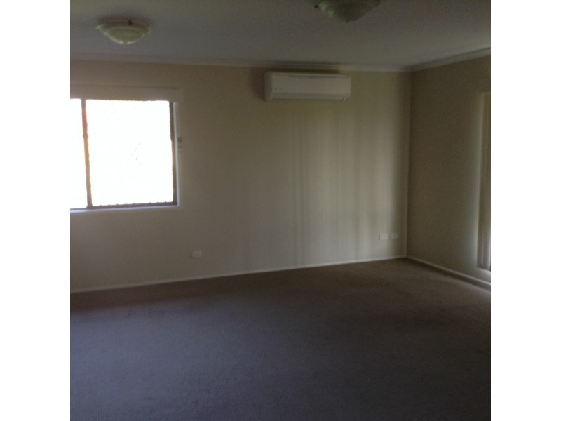 78 Hedge Street, Strathpine QLD 4500