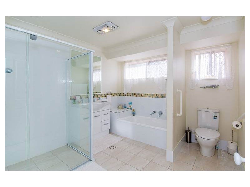 8 Dales Place, Taigum QLD 4018