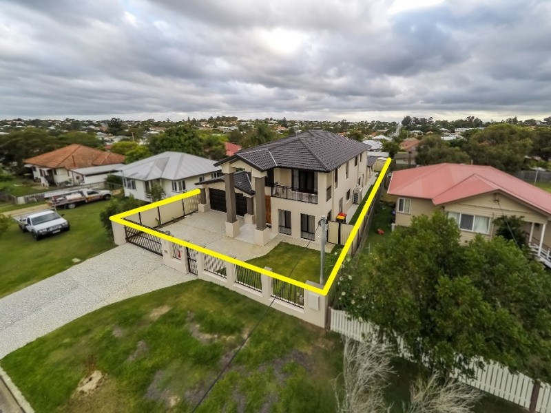 8 Nielson Street, Chermside QLD 4032