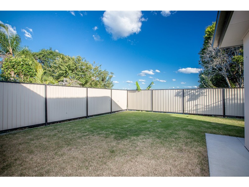 8 Nielson Street, Chermside QLD 4032
