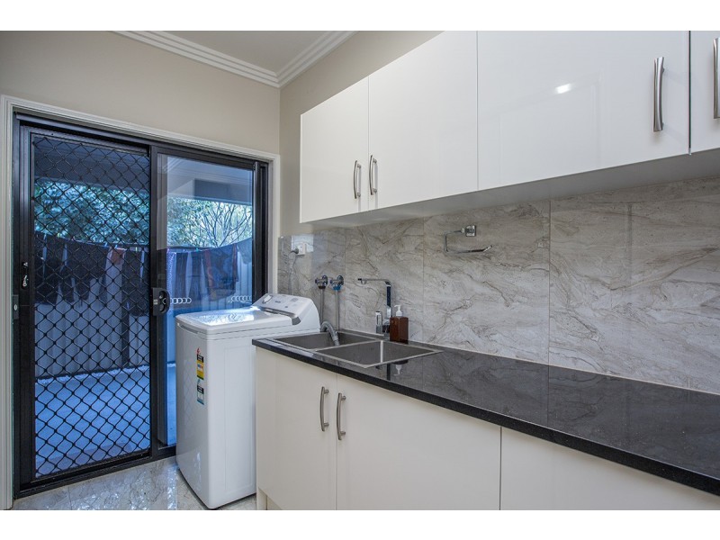 8 Nielson Street, Chermside QLD 4032