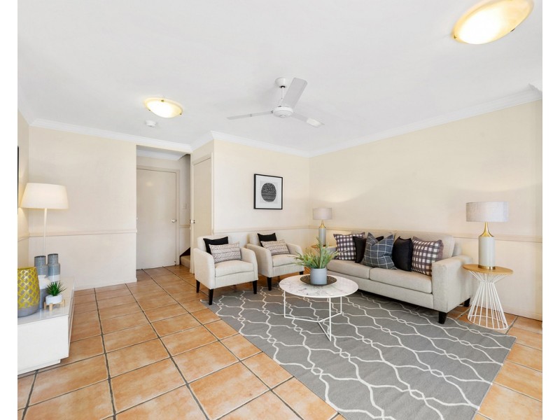 1/11 Eastleigh Street, Chermside QLD 4032