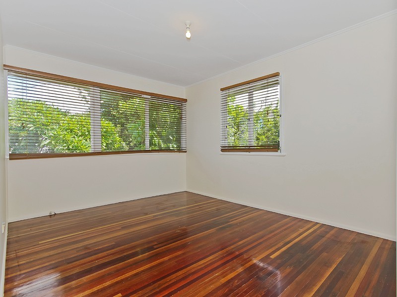 169 Kitchener Road, Kedron QLD 4031