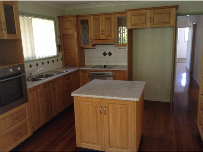 33 Ben Street, Chermside West QLD 4032