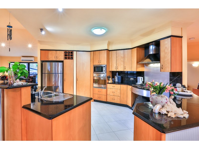 28 Aquarius Place, Bridgeman Downs QLD 4035