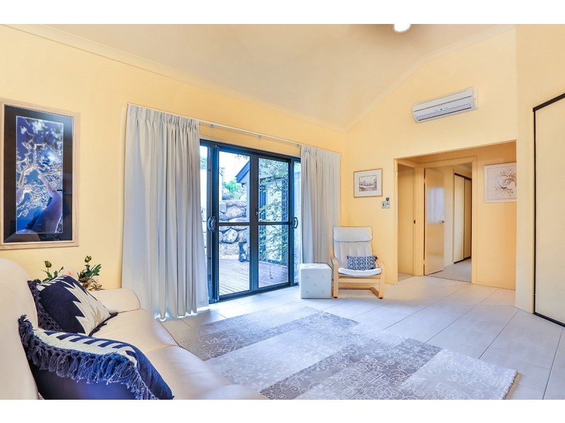 28 Aquarius Place, Bridgeman Downs QLD 4035