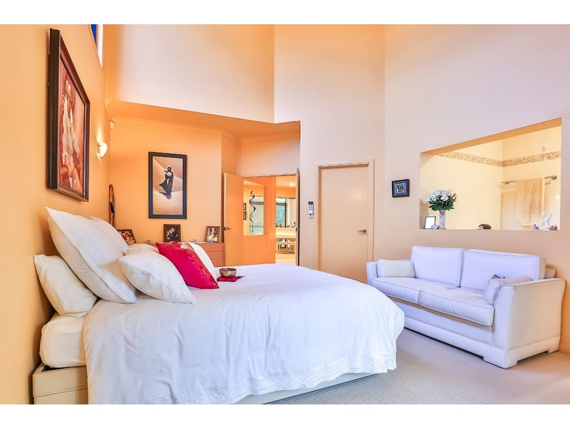 28 Aquarius Place, Bridgeman Downs QLD 4035