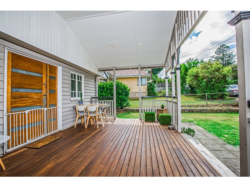 11 Vaucluse Street, Wavell Heights QLD 4012