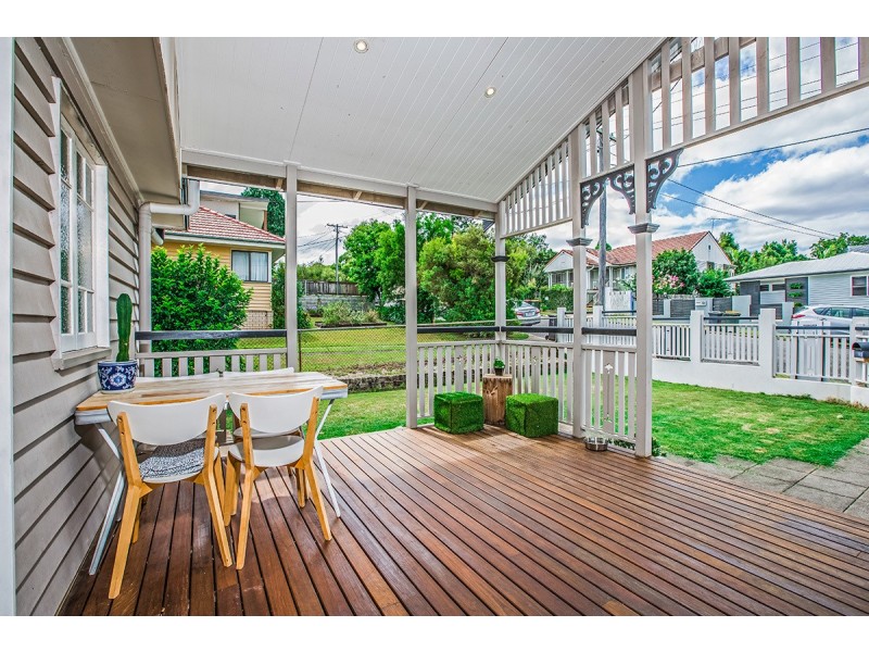 11 Vaucluse Street, Wavell Heights QLD 4012