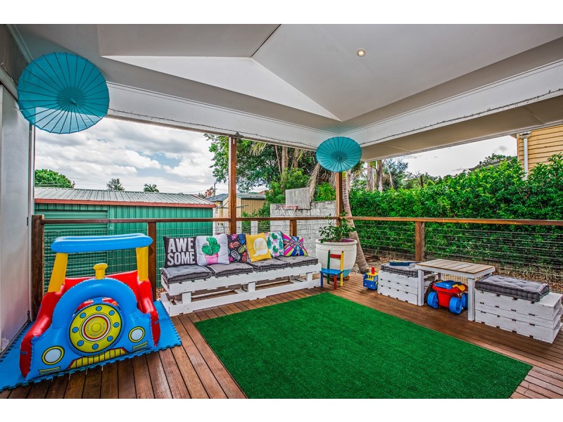 11 Vaucluse Street, Wavell Heights QLD 4012