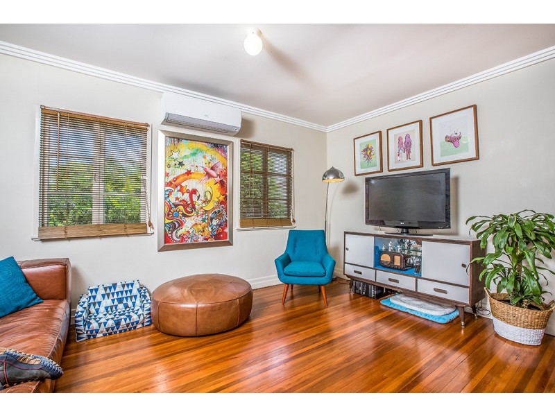 11 Vaucluse Street, Wavell Heights QLD 4012