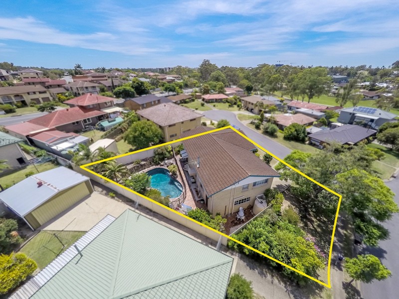 2 Murr Place, Chermside West QLD 4032