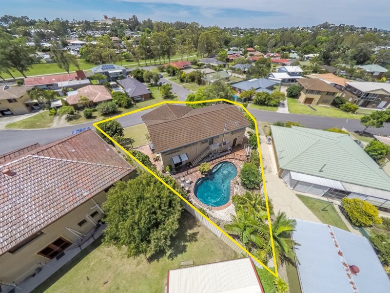 2 Murr Place, Chermside West QLD 4032