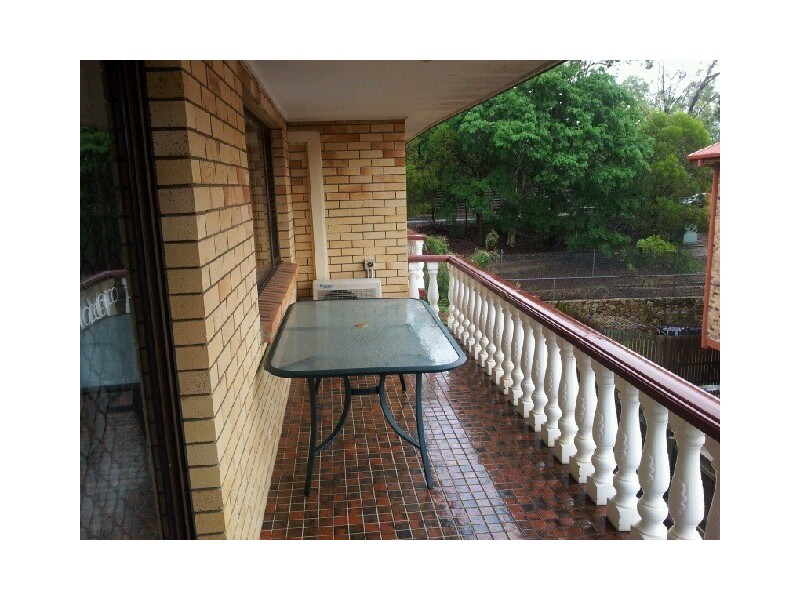 5/64 Hilltop Avenue, Chermside QLD 4032