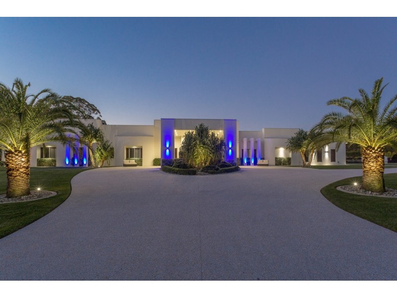 Bridgeman Downs QLD 4035