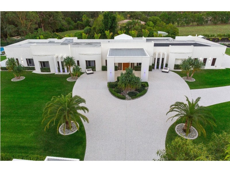 Bridgeman Downs QLD 4035