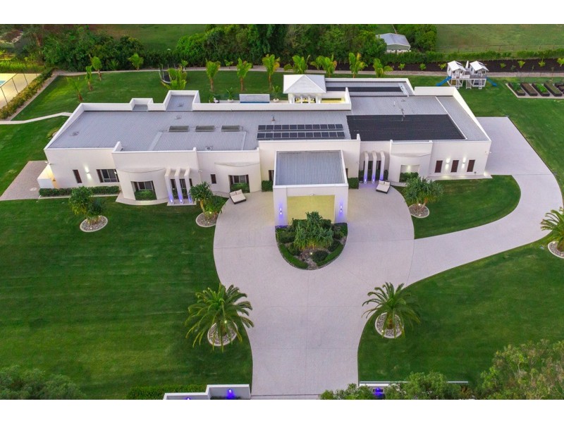 Bridgeman Downs QLD 4035