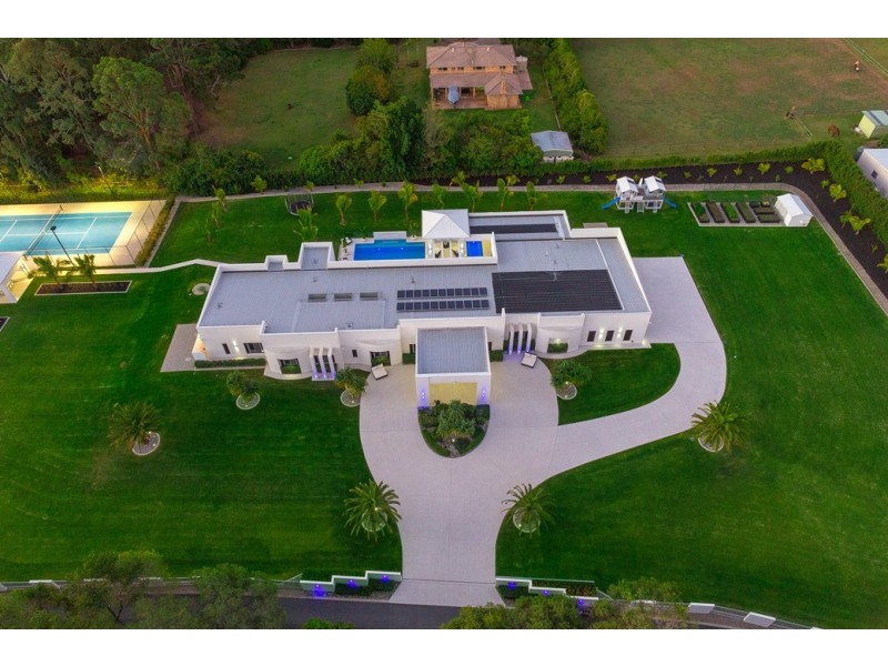 Bridgeman Downs QLD 4035