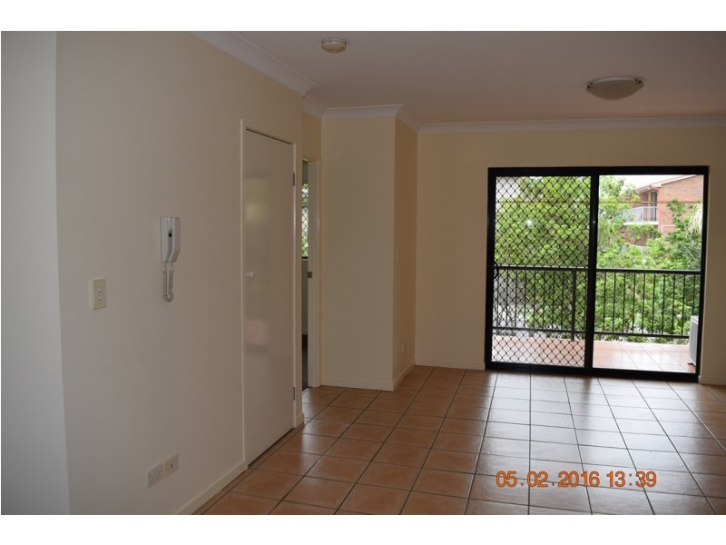 4/30 Pilba Street, Chermside QLD 4032