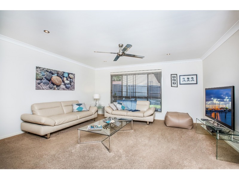 5 Protea Place, Bridgeman Downs QLD 4035