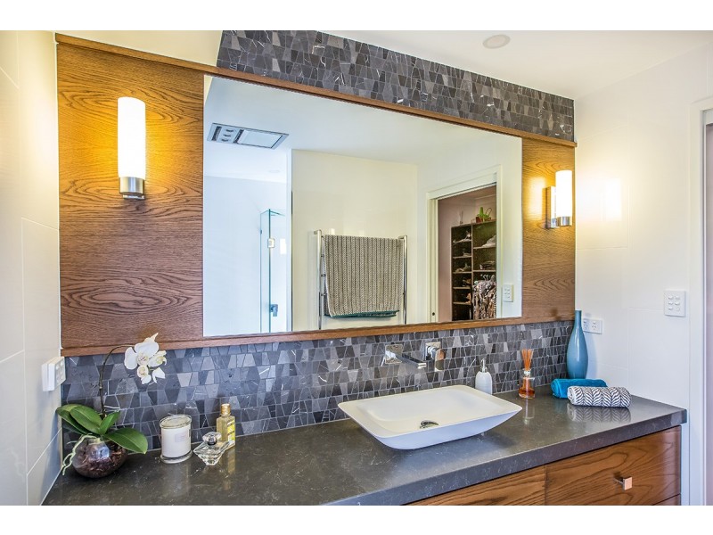 5 Protea Place, Bridgeman Downs QLD 4035