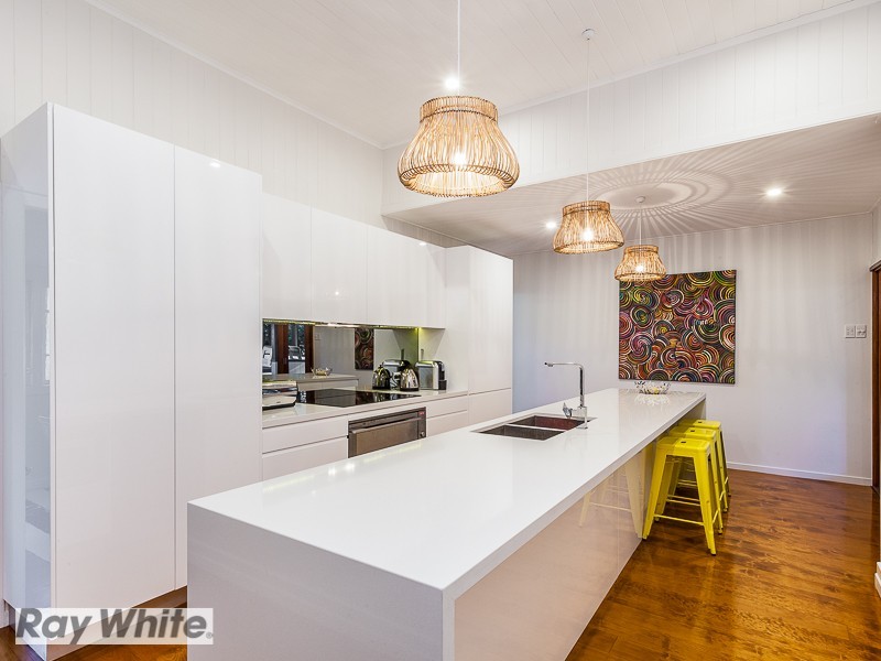 2 Zenith Avenue, Chermside QLD 4032