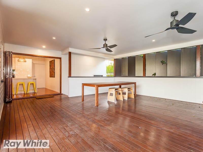 2 Zenith Avenue, Chermside QLD 4032