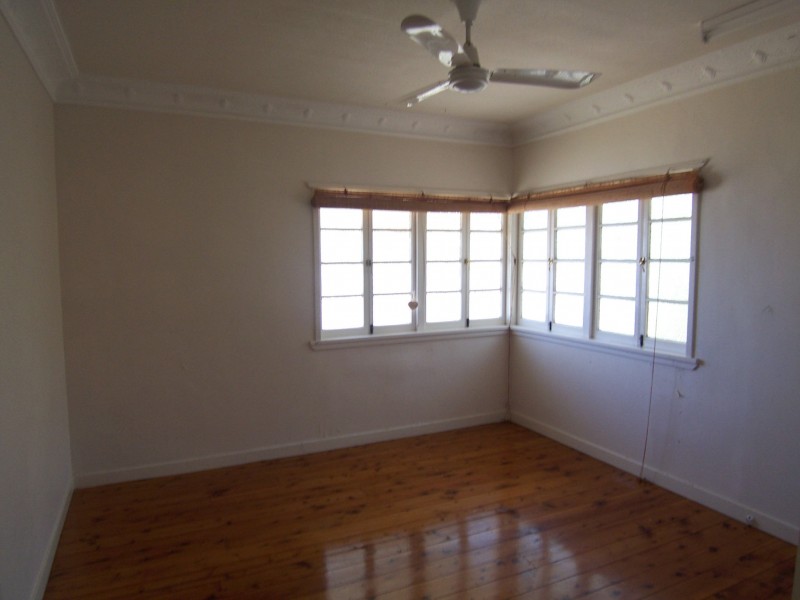 19 Warril Street, Wavell Heights QLD 4012