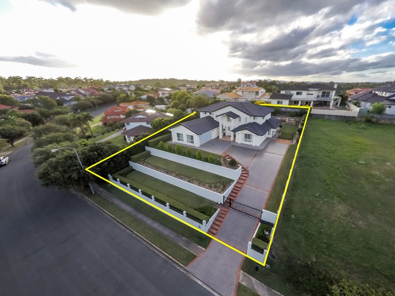 111 Galaxy Street, Bridgeman Downs QLD 4035