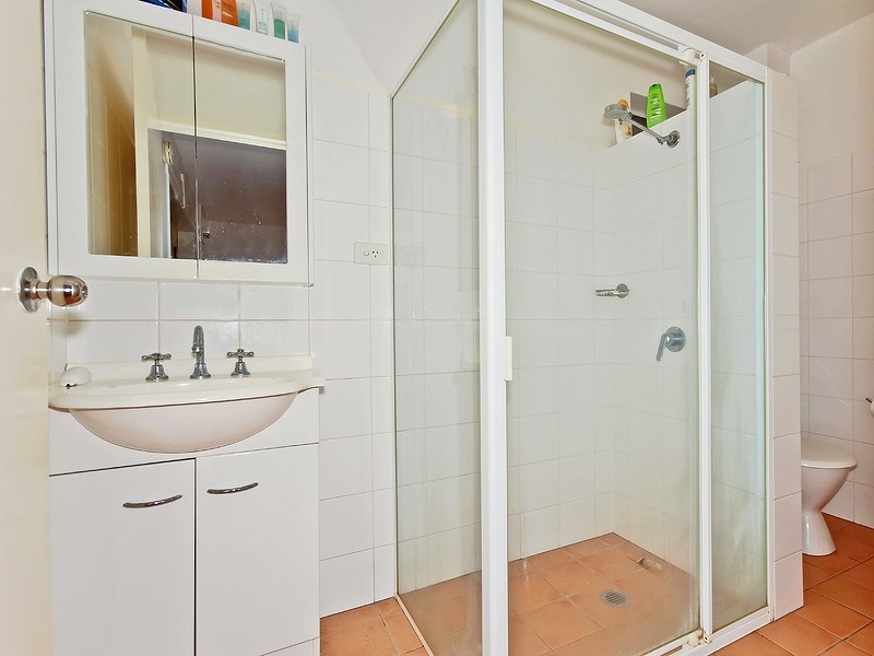 2/21 Lapraik Street, Ascot QLD 4007