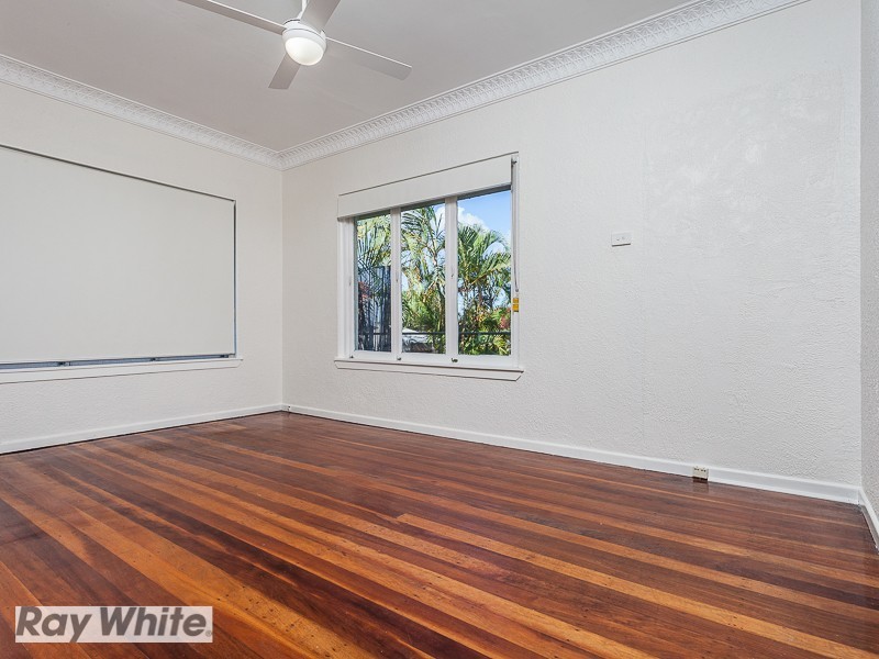 45 Hilltop Avenue, Chermside QLD 4032